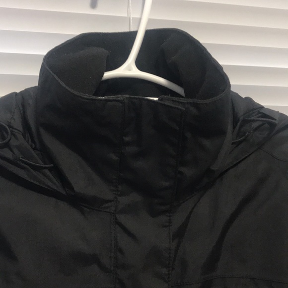 Northface waterproof jacket - Picture 6 of 9